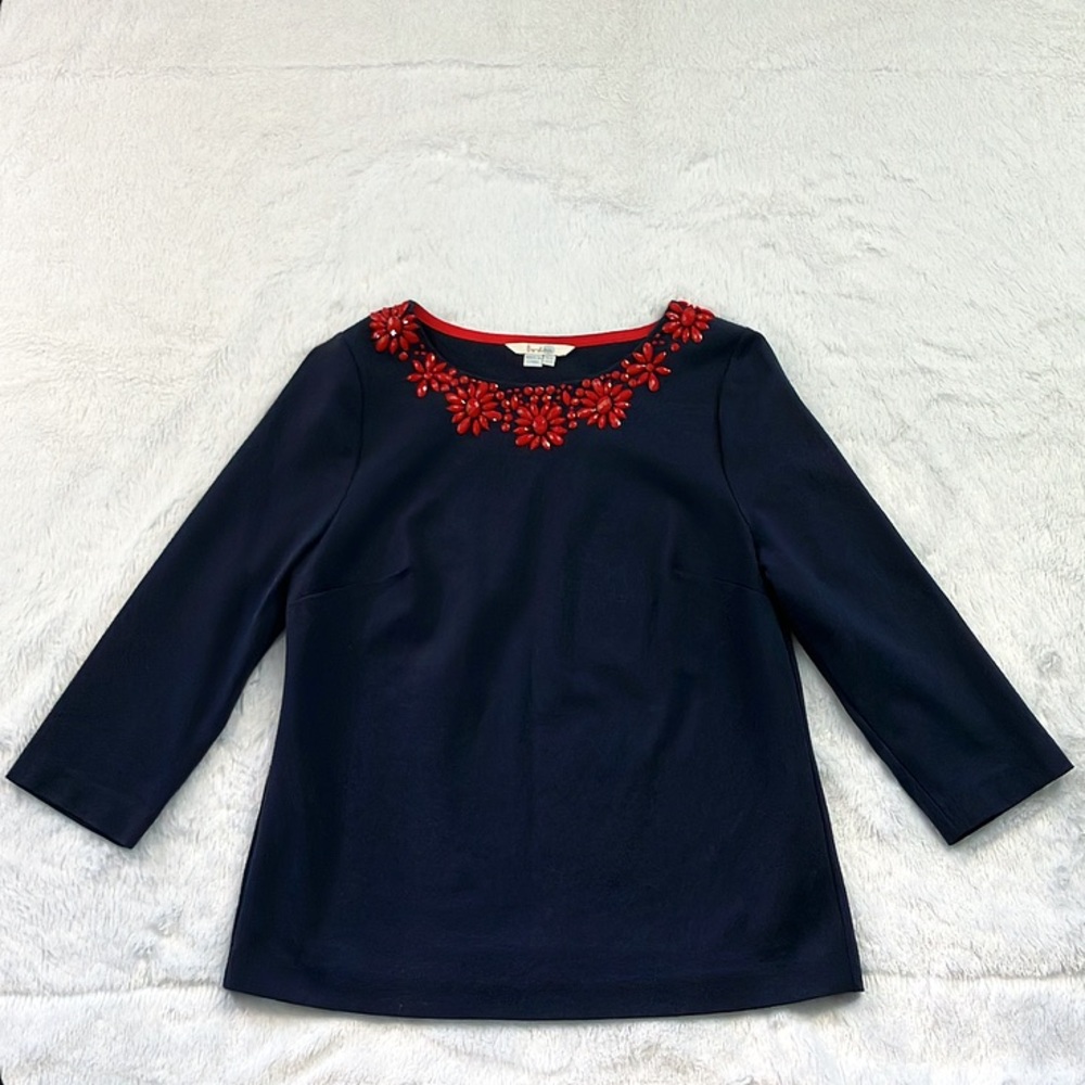 NWOT Navy Blue Boden Red Jeweled Floral Embellished Three Quarter Length Top